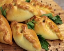Расстегаи с рыбой в духовке